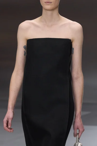 Look 2